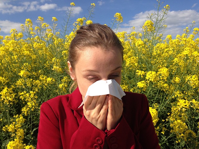 girl with allergies